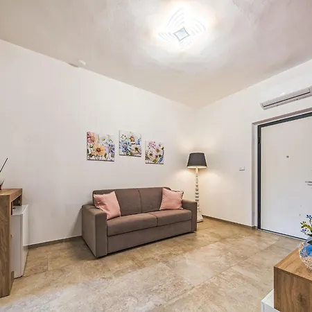 Nyaraló Casa Chiara By Interhome *