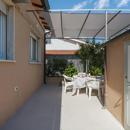 Casa Chiara By Interhome Lido di Camaiore